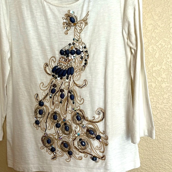 🆕 Chico’s Peacock Bling smooth scoop top, 3/4 sleeve in ecru - Picture 3 of 9